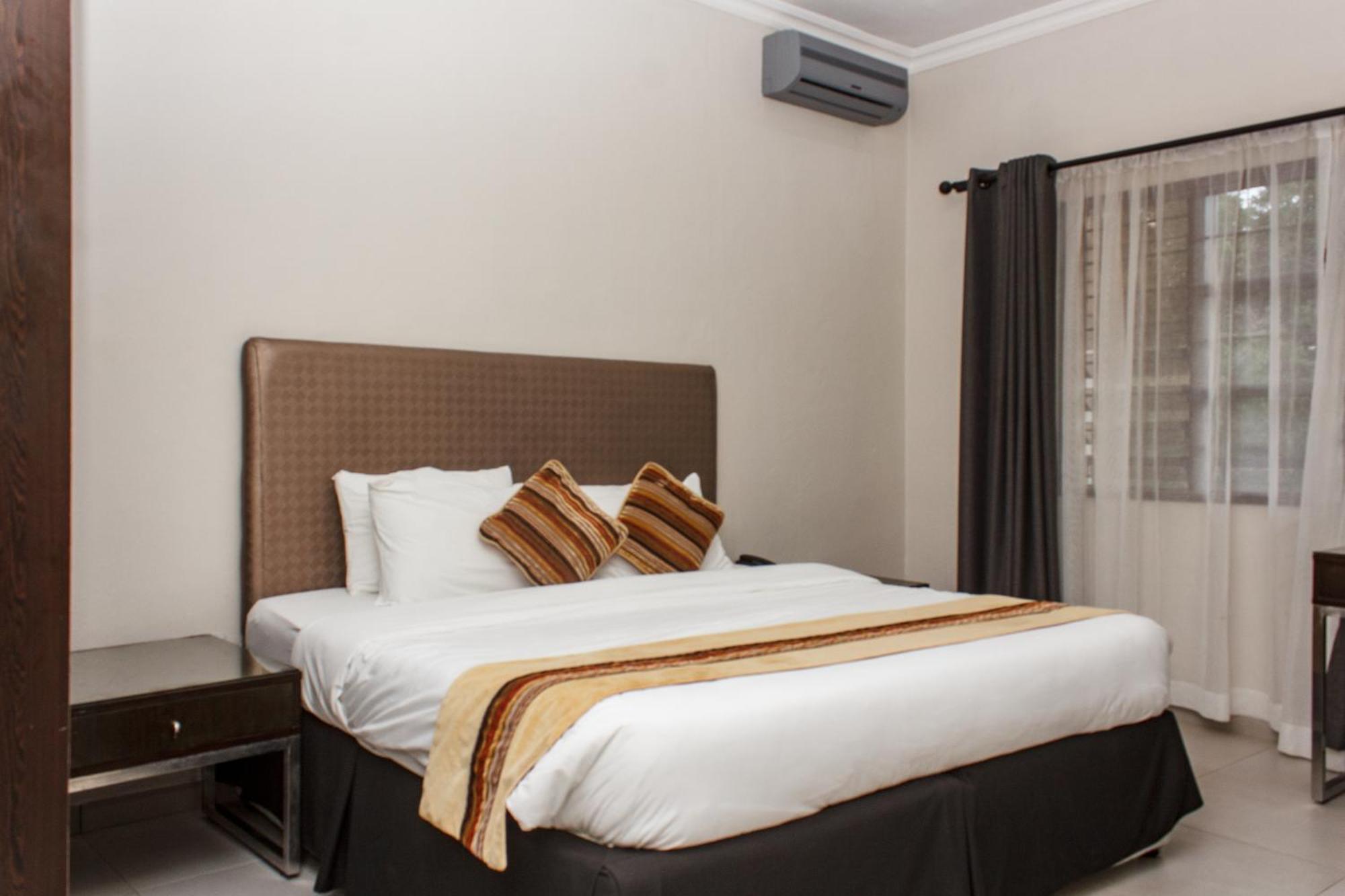 Cedar Place Limited Blantyre Ngoại thất bức ảnh